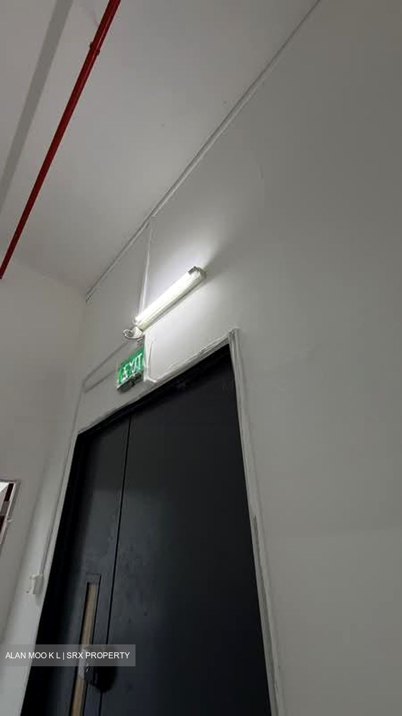 A'posh Bizhub (D27), Factory #549044861